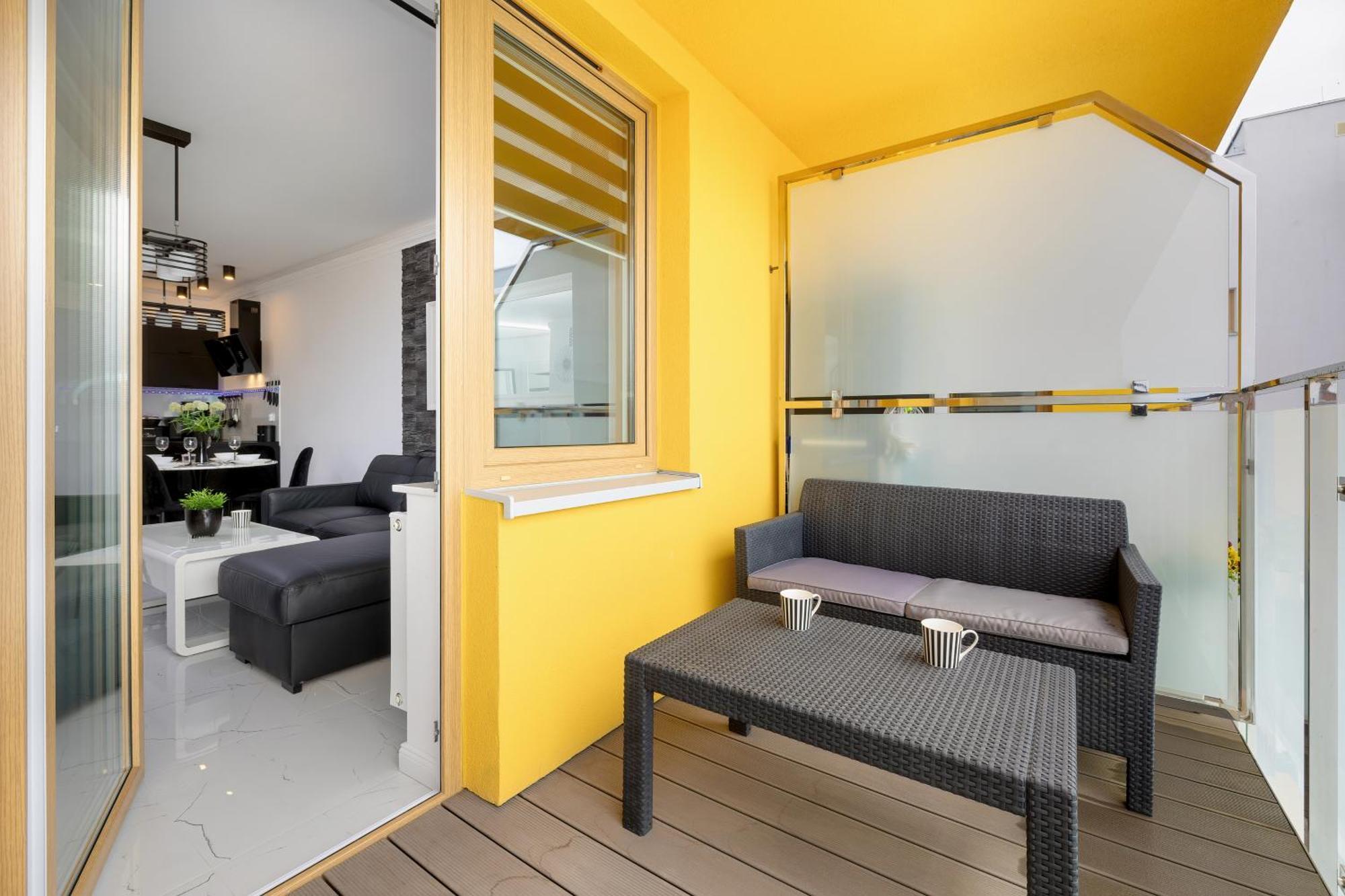 Jantar Apartamenty - Miodowy Dom City Center Kołobrzeg Exterior foto